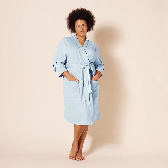 Amazon Essentials Women's Lightweight Waffle Mid-Length Robe (Available in Plus Size)