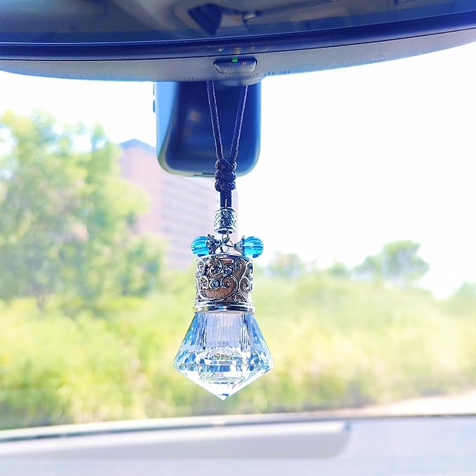 Car Air Freshener Diffuser Hanging Ornament, Diamond-shaped Empty Crystal Bottle Car Mirror Hanging Accessories, Elegant Bottle Pendant with Wooden Caps Rear View Mirror Accessories