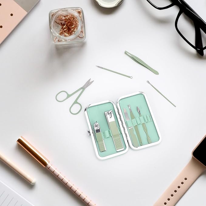 9 PCS Nail Clippers, ONEHERE Premium Manicure Set, Professional Grooming Gift Kit, Pedicure Kit, Facial, Hand, Foot, Cuticle Nail Care Tools, Fingernail Clippers with Luxurious Portable Travel Case