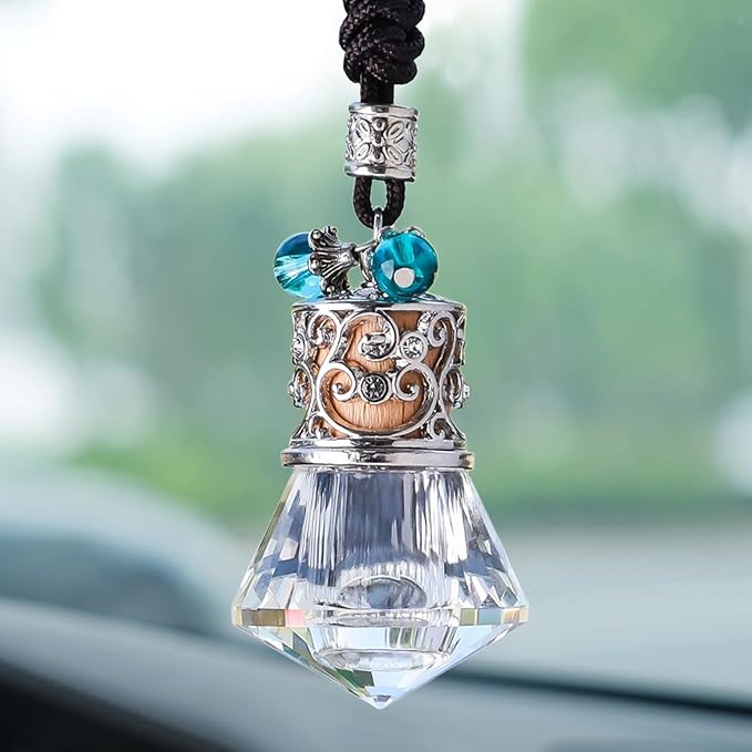 Car Air Freshener Diffuser Hanging Ornament, Diamond-shaped Empty Crystal Bottle Car Mirror Hanging Accessories, Elegant Bottle Pendant with Wooden Caps Rear View Mirror Accessories