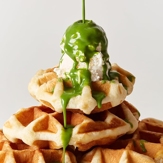 OSULLOC Green Tea Milk Spread (7.05 oz, 200g), Made of Finest Matcha from Jeju Island, Matcha-Infused Spreads