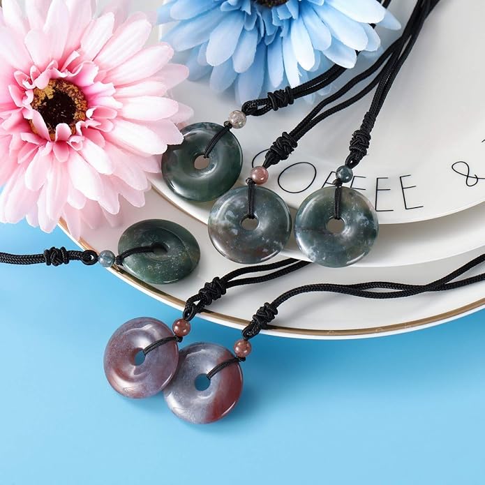 Jovivi 30mm Circle Donut Healing Crystals Necklace Natural Semi-Precious Chakra Gemstone Stone Amulet Lucky Coin Donuts Charm Protection Quartz Reiki Pendant Necklace for Men Women Adjustable Rope