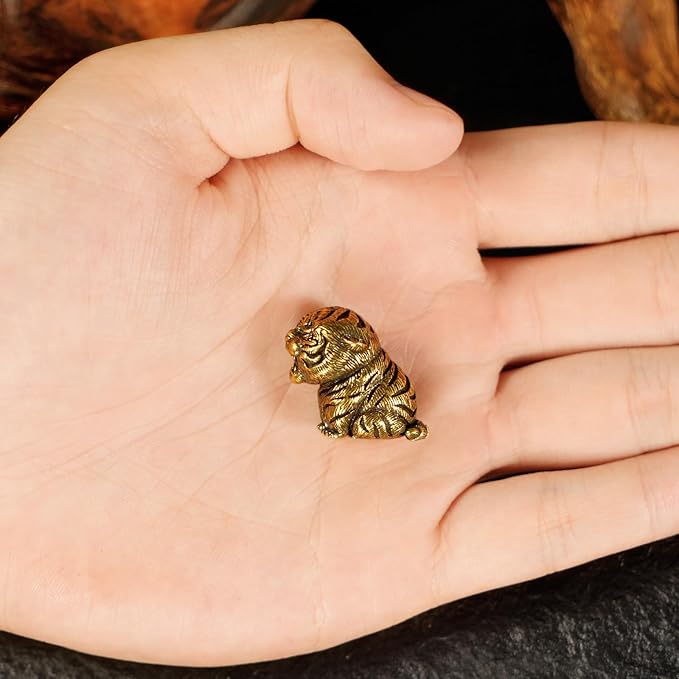 CHOVY 100% Solid Brass Baby Tiger Statue - Handcrafted Retro Animal Sculpture, Cute Desk & Shelf Decor for Living Room or Office, Unique Collectible Art Gift for Tiger Lovers & Wildlife Enthusiasts