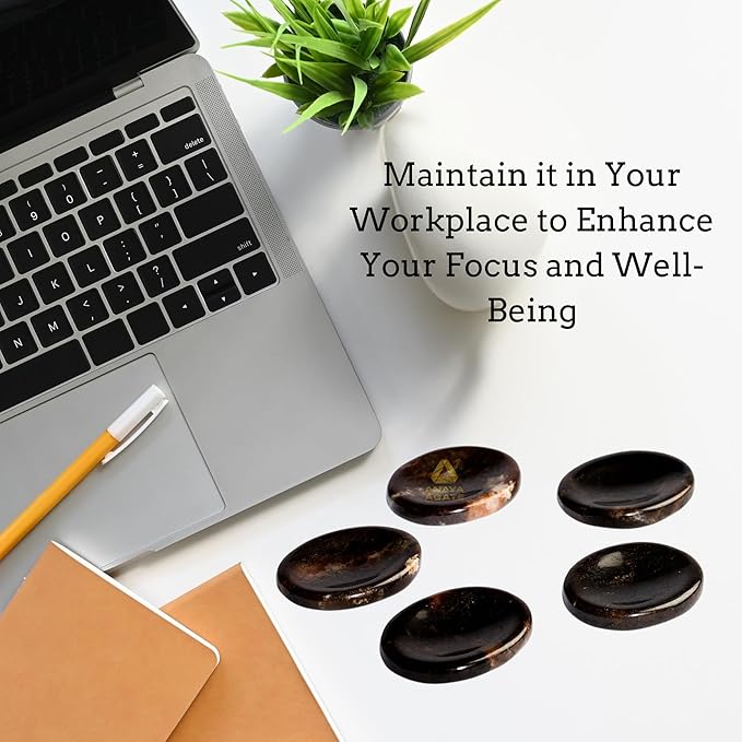 Garnet Worry Stones – Crystal Thumb Worry Stone for Anguish, Stress – Relaxing and Soothing Balance Stones for Meditation, Stress Relief – Healing Stones and Crystals for Men and Women