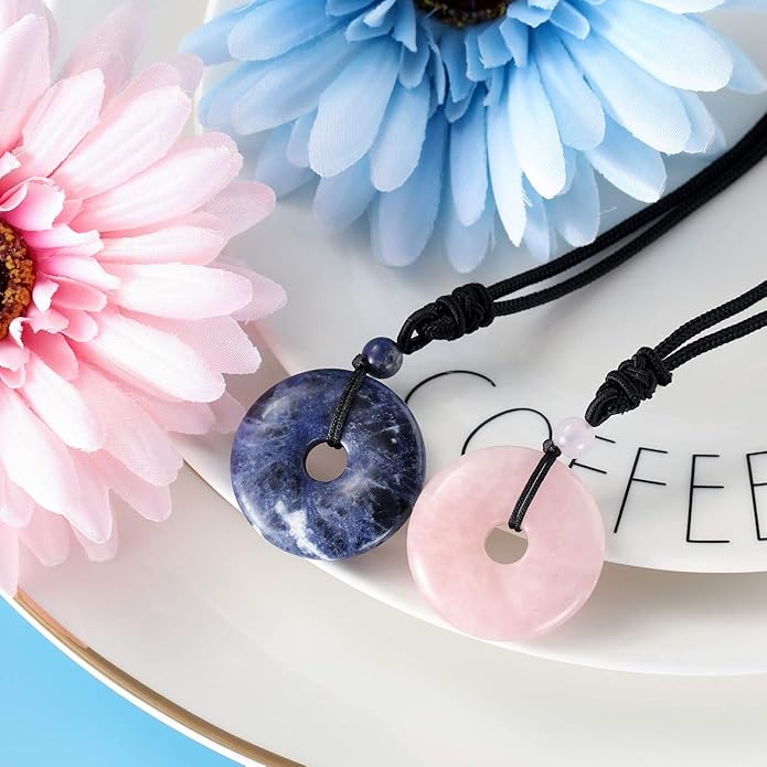 Jovivi 30mm Circle Donut Healing Crystals Necklace Natural Semi-Precious Chakra Gemstone Stone Amulet Lucky Coin Donuts Charm Protection Quartz Reiki Pendant Necklace for Men Women Adjustable Rope