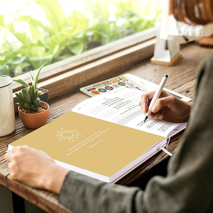 Lanpn Daily Gratitude Journal for Woman Men, 4 Month Affirmation & Mindfulness Planner, 7.8"x9.2" The 5 Minute Grateful Diary, Guided Reflection with Positivity Prompts Undated Notebook, Beige