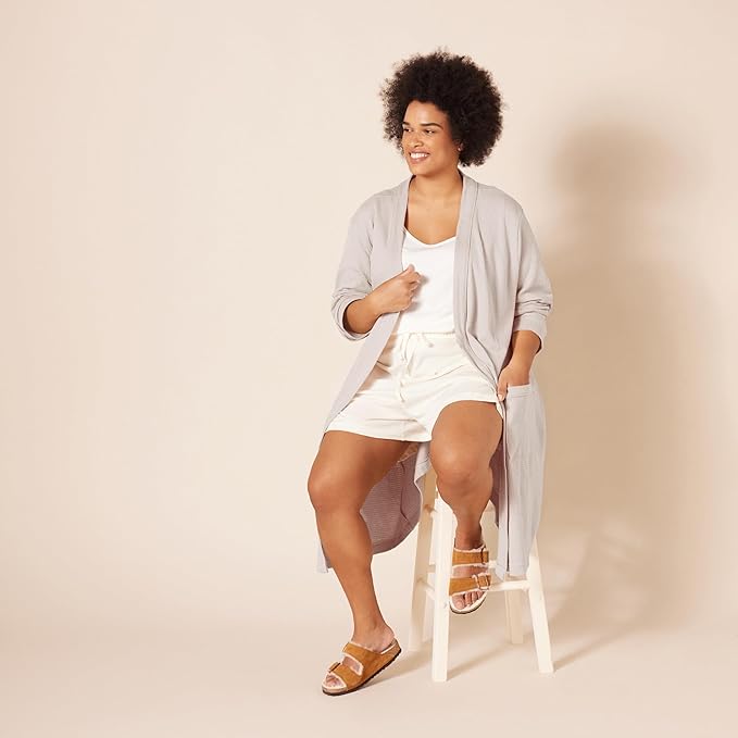 Amazon Essentials Women's Lightweight Waffle Mid-Length Robe (Available in Plus Size)