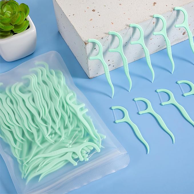 Baderke 600 Count Floss Picks Bulk Dental Flossers Picks for Adults Non Breakable Tooth Picks Flossers Teeth Cleaning Dental for Family Pack Travel(Light Green)