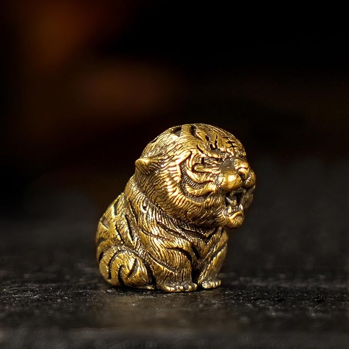 CHOVY 100% Solid Brass Baby Tiger Statue - Handcrafted Retro Animal Sculpture, Cute Desk & Shelf Decor for Living Room or Office, Unique Collectible Art Gift for Tiger Lovers & Wildlife Enthusiasts