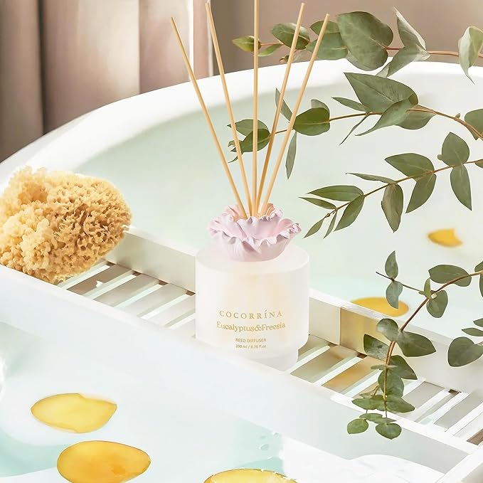 COCORRÍNA Gypsum Flower Reed Diffuser Set for Bathroom Décor – Eucalyptus & Freesia Scent, 6.76 oz with Sticks & Oil – Home Fragrance for Bathroom & Living Space