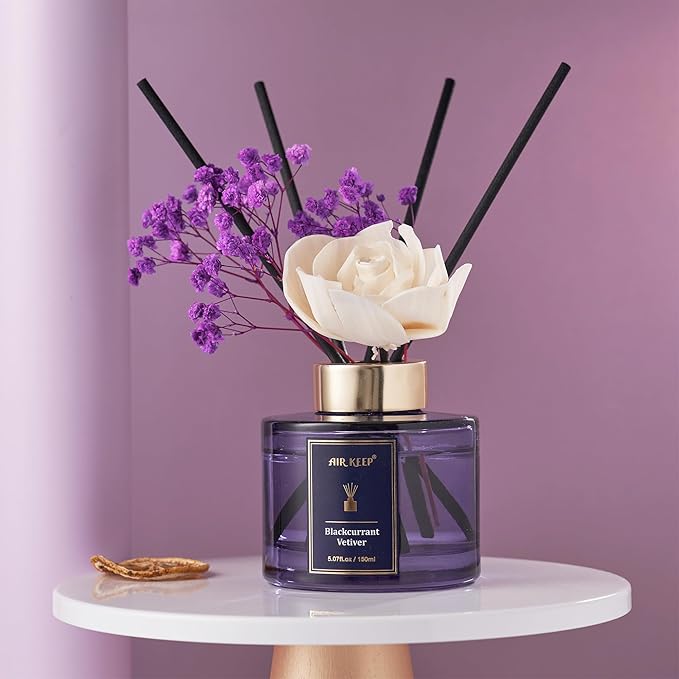 Airkeep Flower Reed Diffusers Set, 5.07 oz Blackcurrant Vetiver Scented Oil Diffuser with 8 Reed Sticks, Home Fragrance Diffuser Gift Set for Bathroom & Office Decor 150ml
