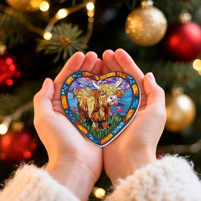 1pc 2 Side Printed Highland Cow Ceramic Ornament 2025, Heart-Shaped Christmas Tree, Cute Keepsake Decoration