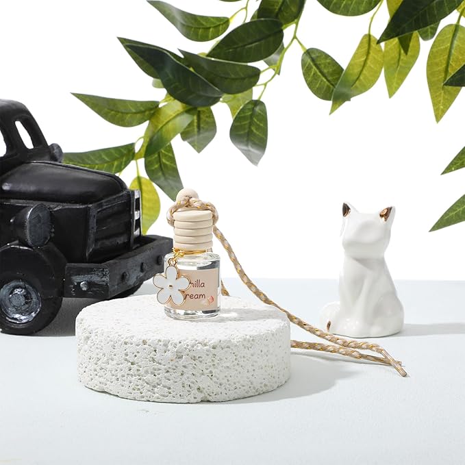 2 Sets Hanging Car Air Freshener and Essential Oil Diffuser, Car Air Freshener Daisy Essential Oil Diffuser Long Lasting Automobile Aromatherapy(White,Vanilla Cream)