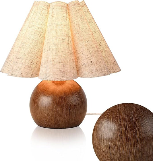 Farmhouse Cute Small Table Lamp, Wood Grain Vintage Table Lamps for Bedroom Nightstand, Cute Mini Bedside Small Table Lamps for Small Spaces with Scalloped Shade for Kitchen Counter, Bookshelf