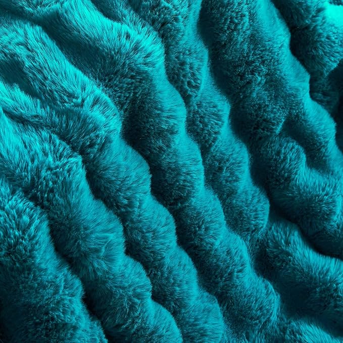 Lotus Karen Faux Fur Throw Blanket Teal - Big Bubble Rabbit Fluff Blanket for Couch Bed Sofa,Softest Fluffy Fuzzy Cozy Blanket,Thick Furry Plush Shaggy Warm Blankets for Women,60x80 Inches