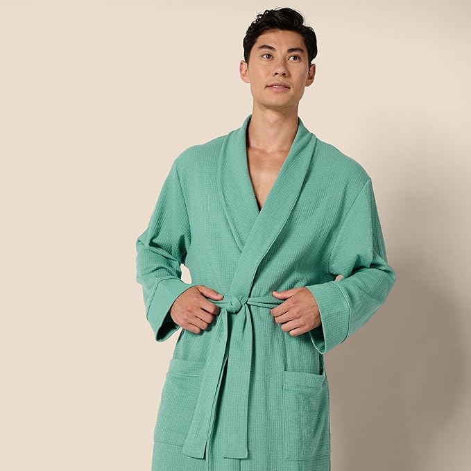 Amazon Essentials Men's Lightweight Waffle Bathrobe (Available in Big & Tall)
