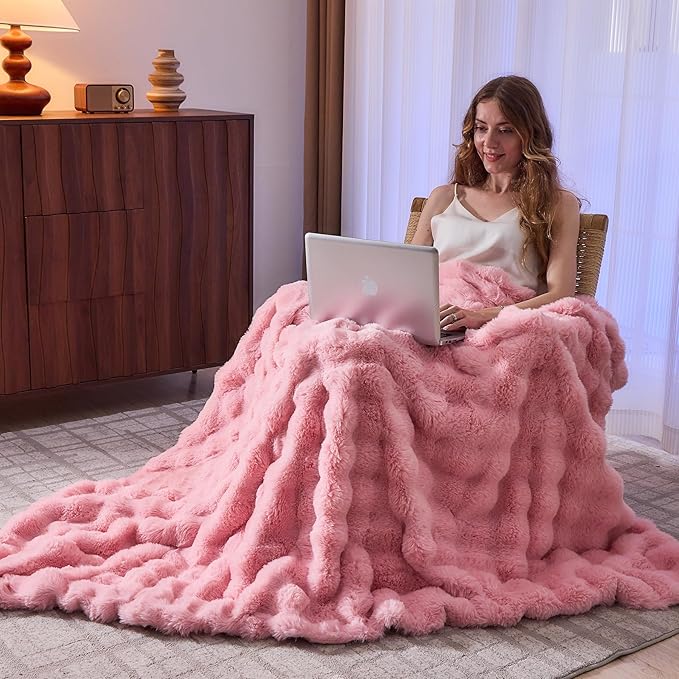 Lotus Karen Faux Fur Throw Blanket Pink - Big Bubble Rabbit Fluff Blanket for Couch, Large Fluffy Fuzzy Cozy Blanket,Thick Furry Plush Shaggy Blankets,90x90 Inches