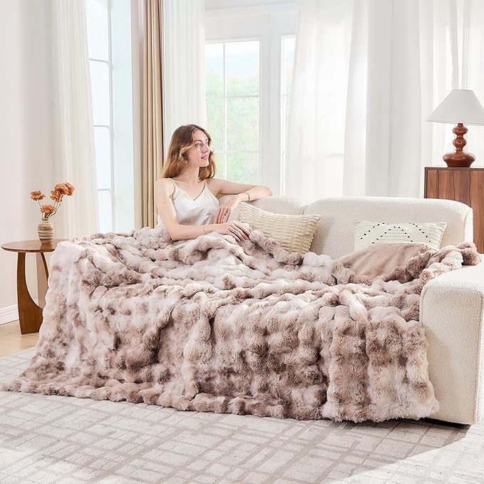 Lotus Karen Faux Fur Throw Blanket Tie-Dye Beige - Big Bubble Rabbit Fluff Blanket for Couch, Small Fluffy Fuzzy Cozy Blankets,Thick Furry Plush Shaggy Blankets,50x60 Inches