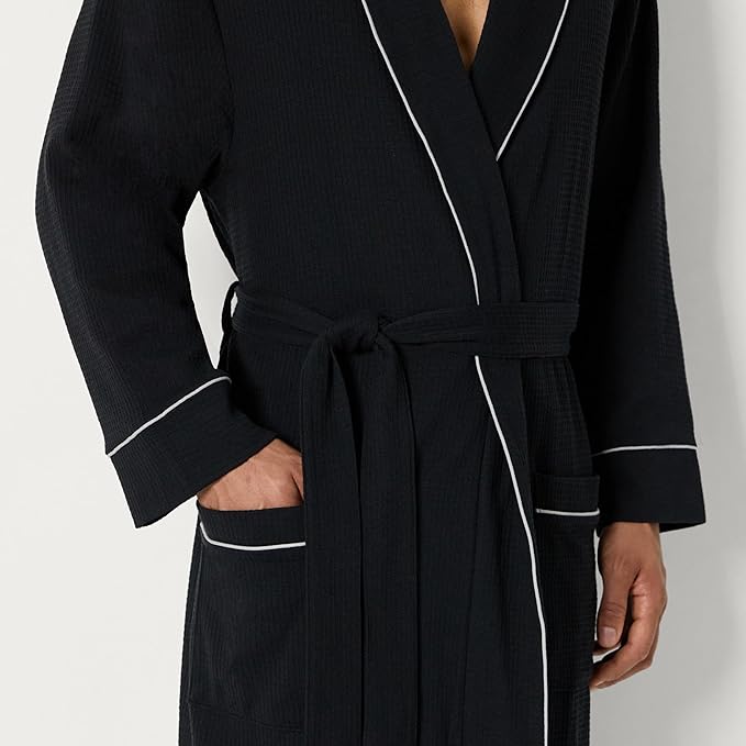 Amazon Essentials Men's Lightweight Waffle Bathrobe (Available in Big & Tall)