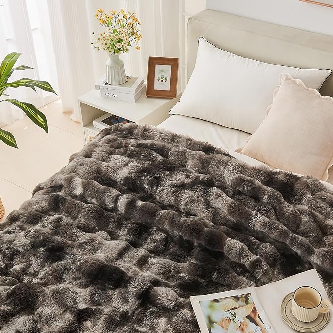 Lotus Karen Faux Fur Throw Blanket Tie-Dye Dark Gray - Big Bubble Rabbit Fluff Blanket for Couch, Small Fluffy Fuzzy Cozy Blanket, Thick Furry Plush Shaggy Blankets, 50x60 Inches