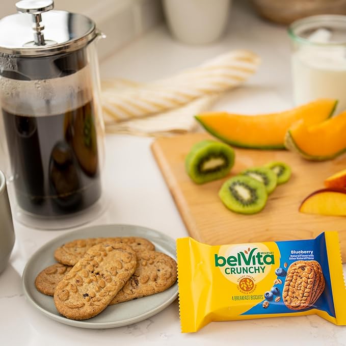 belVita Breakfast Bars Biscuits, Blueberry, 30 Total Packs, 6 Boxes (4 Biscuits Per Pack)