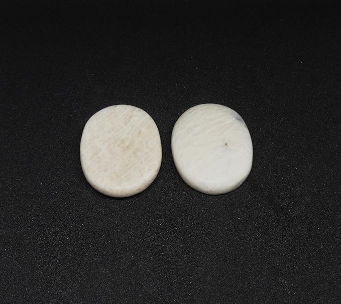 L PEDRA & CRYSTAL Worry Stone A Handheld Comfort to Ease Stress, Enhance Focus, and Promote Inner Peace (Moonstone Worry Stone)