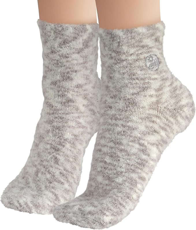 Earth Therapeutics Aloe Socks – Infused w/Aloe Vera & Vitamin E – Helps Dry Feet, Cracked Heels, Calluses – Use with Lotion – Grey/Confetti (2 Pairs)