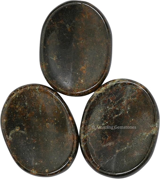 Amazing Gemstone Garnet Worry Stone Crystals and Healing Stones - Stones for Stress Relief - Piedra Crystal Fidget for Meditation, Relaxation - Unique Stocking Stuffers and Birthday Gift