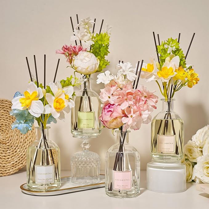 COCORRÍNA Reed Diffuser - Clean Linen 8.5 Fl.oz/ 250ml Flower Diffuser with 8 Sticks, Reed Diffusers for Home Bathroom Shelf Decor (Botanical Flower Collection)