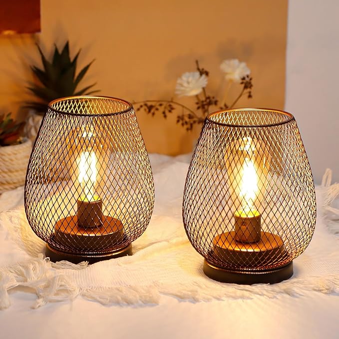 JHY DESIGN Set of 4 Metal Cage LED Lantern Battery Powered Cordless Accent Light with LED Great for Weddings Parties Patio Events for Indoors Outdoors