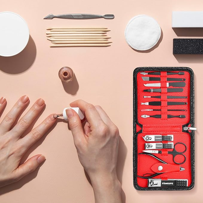 FAMILIFE Nail Kit, Professional Manicure Set Manicure Kit Nail Clipper Set, 13 in 1 Stainless Steel Pedicure Sets Clipper Tool, Men Grooming Tool with Portable Black Leather Travel Case for Him