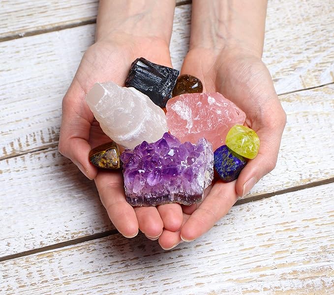 AtPerry's Bali Box - Healing Crystals Set - 8 Natural Chakra Crystals Tumbled & Raw Including Selenite, Amethyst, Lapiz Lazuli & Black Tourmaline