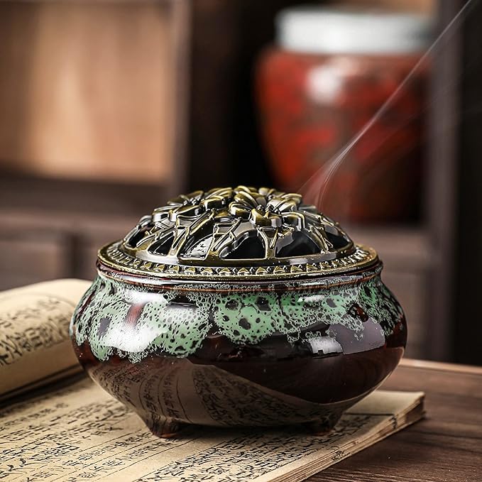 Ceramic Incense Burner with Lid, Bowl Burner， Cone Incense Burner, Ceramic Censer Suitable for Incense/Cone/Coil/Sticks, There are 30 Incense Cones+ Metal Incense Holder+Fireproof Cotton Inside.