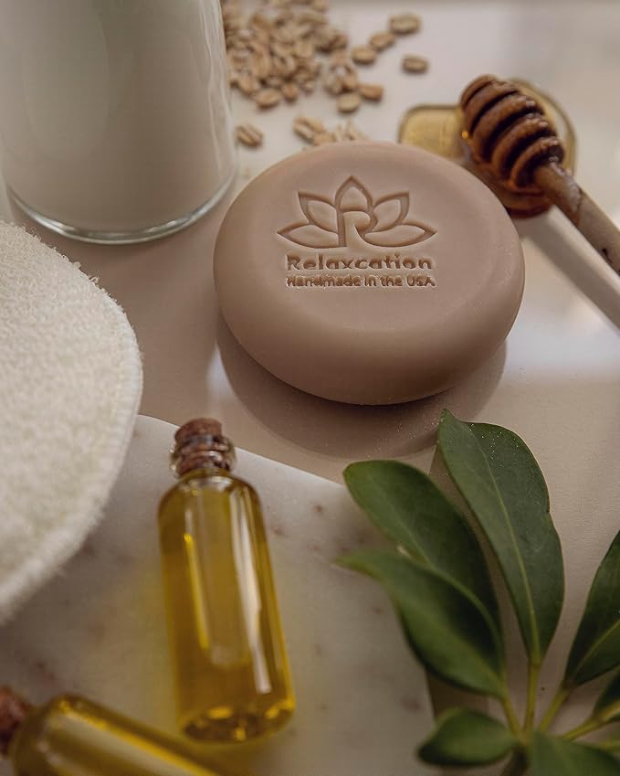 100% Natural Goat Milk Soap Bar with Real Raw Honey and Coconut Oil and Olive Oil - Mild and Soft Cold Process Soap Bar Handmade in USA (Goat Milk Honey)