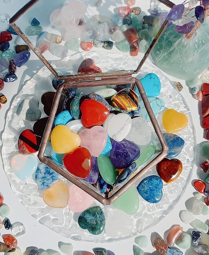 QINJIEJIE 50PCS Heart Crystals Stones Love Shaped Gemstones Rose Quartz Polished Crystal Bulk Chakra Palm Worry Stone Natural Cute Pocket Thumb Gems Reiki Balancing Meditation Wholesale Set Gifts Women Stocking Stuffers