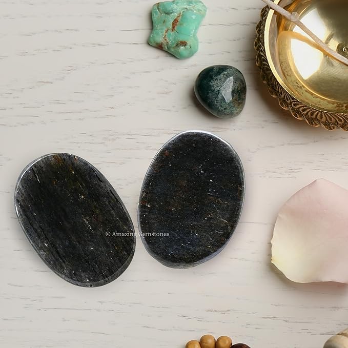 Amazing Gemstone Blue Aventurine Worry Stone Crystals and Healing Stones - Worry Stones for Stress Relief Gifts - Piedra Crystal Fidget for Meditation - Unique Stocking Stuffers and Birthday Gifts