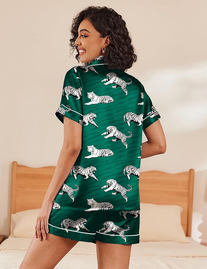 Ekouaer Silk Pajamas for Women Short Sleeve Sleepwear Soft Button Down Loungewear 2 Piece Satin Pjs Shorts Set S-XXL