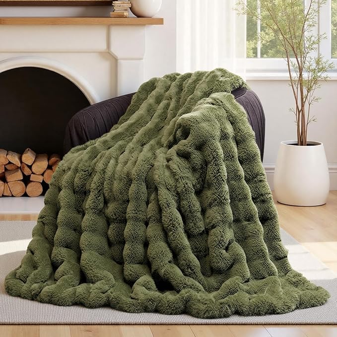 Lotus Karen Faux Fur Throw Blanket Dark Green - 800 GSM Bubble Rabbit Fluff Blanket for Couch Bed Sofa,Softest Fluffy Fuzzy Cozy Blanket,Thick Furry Plush Shaggy Warm Blankets for Women,60x80 Inches