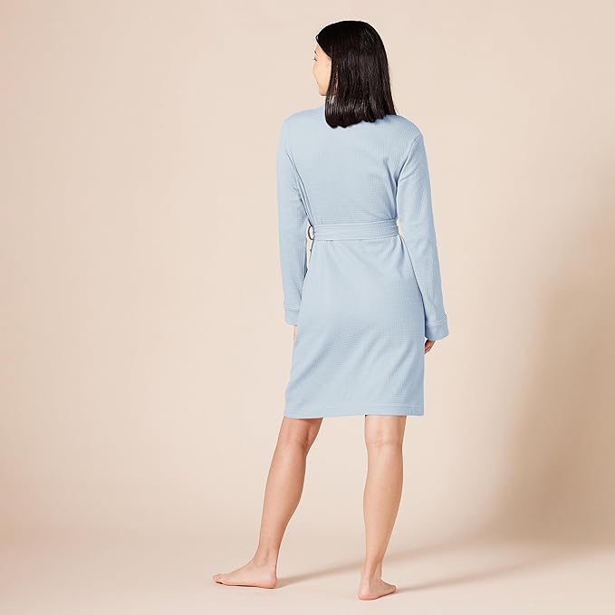 Amazon Essentials Women's Lightweight Waffle Mid-Length Robe (Available in Plus Size)