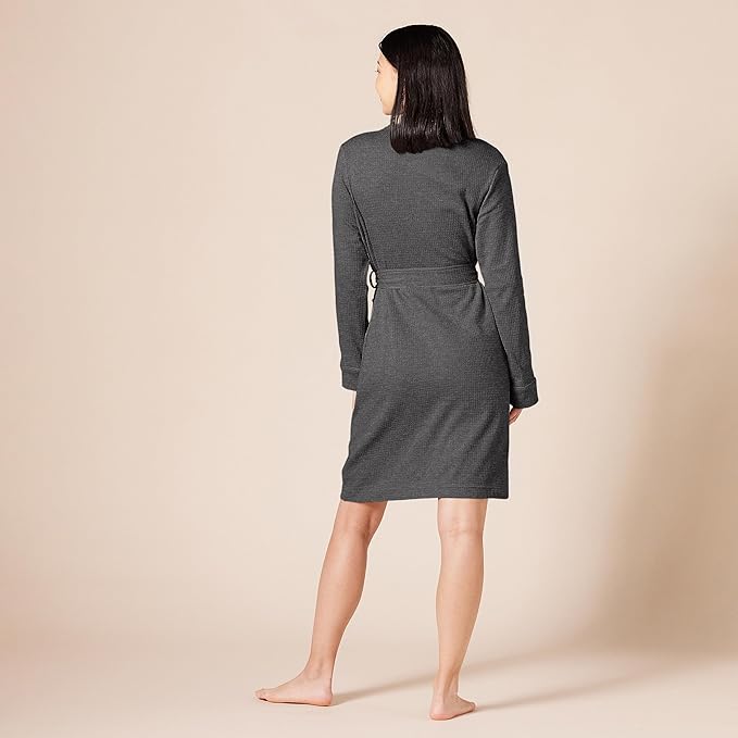 Amazon Essentials Women's Lightweight Waffle Mid-Length Robe (Available in Plus Size)