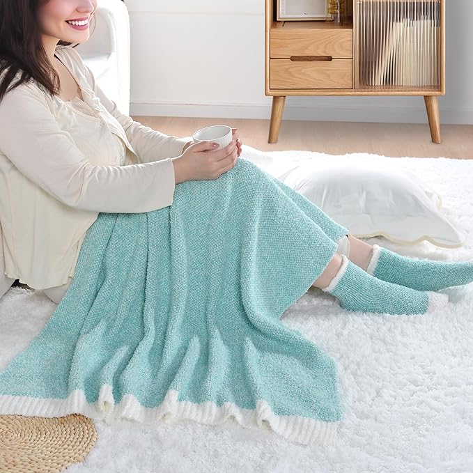 JOOJA Birthday Get Well Soon Cozy Gift Basket Care Package for Women with Blanket, Fuzzy Socks, Eye Mask, Headband Cozy Essentials - Green