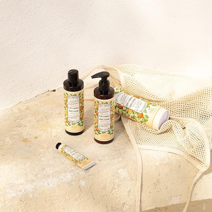 Panier des Sens - Small Hand Cream for Dry Cracked Hands – Orange Blossom Mini Hand Lotion for Dry Skin - With Sweet Almond and Olive Oil - Hand Care 96% Natural Ingredients - Travel Size 1 floz