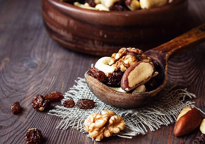 Food to Live Organic Energy Trail Mix, 1 Pound — Non-GMO and Raw Nuts and Berries including Cashews, Golden Berries, Raisins, Walnuts, and Brazil Nuts. Non-Irradiated, Vegan Superfood, Bulk