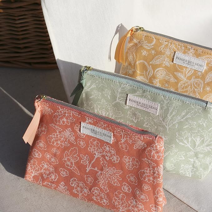 Panier des Sens - Jasmine Set for Women - Body Lotion + Shower Gel + Hand Cream - Christmas Gift for Her - Body Care Kit with 96% Natural Ingredients - Self Care Gifts for women