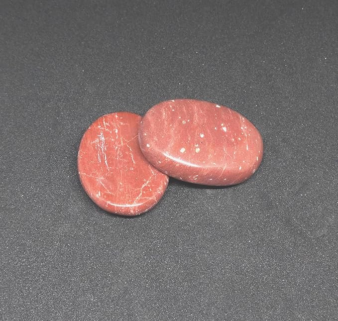 L PEDRA & CRYSTAL Worry Stone A Handheld Comfort to Ease Stress, Enhance Focus, and Promote Inner Peace (Red Jasper Worry Stone)
