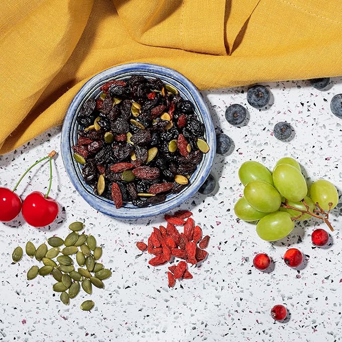 Made In Nature Organic Superberry Fruit Fusion, 10 Ounce (Pack of 2) – Fruit and Nut Trail Mix, Non-GMO, Unsulfured, Gluten Free